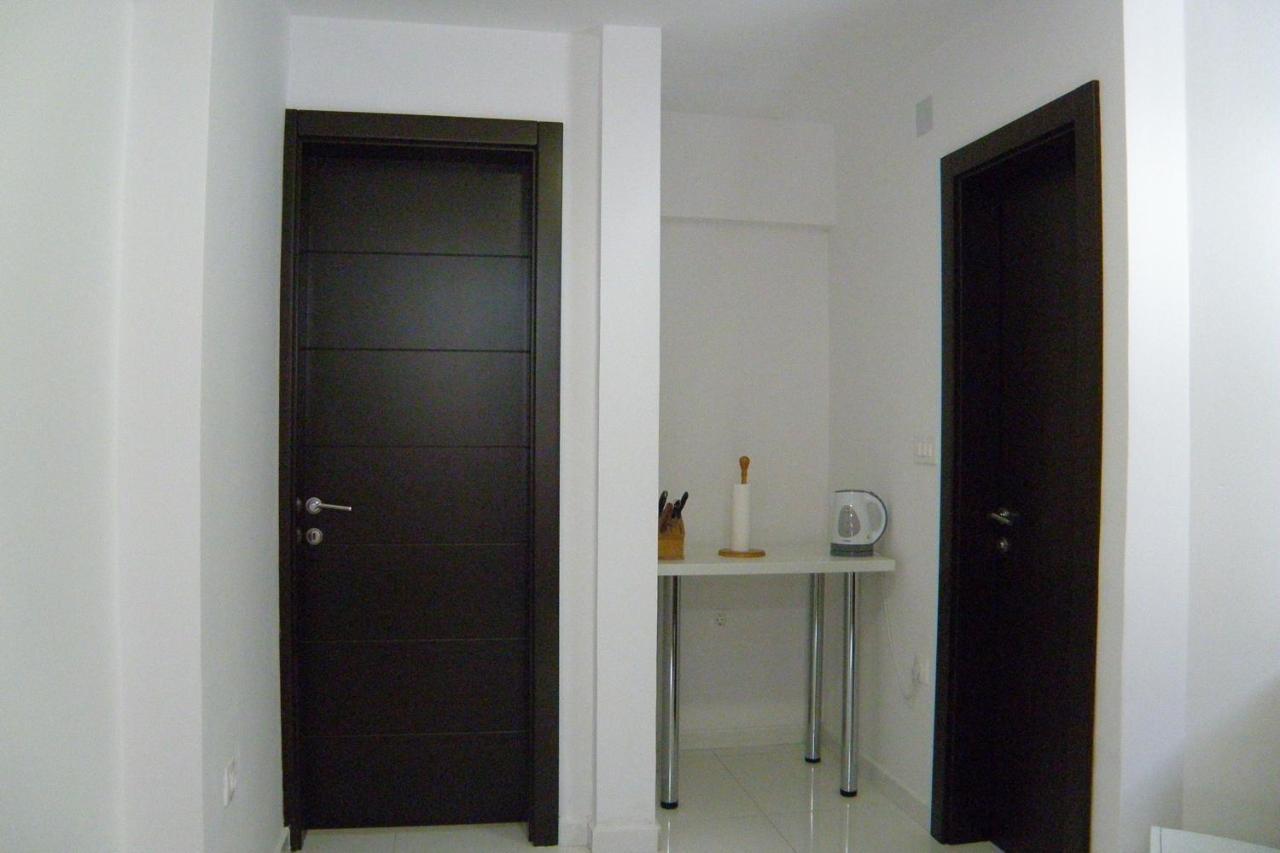Lada Apartmani Novalja Exteriör bild