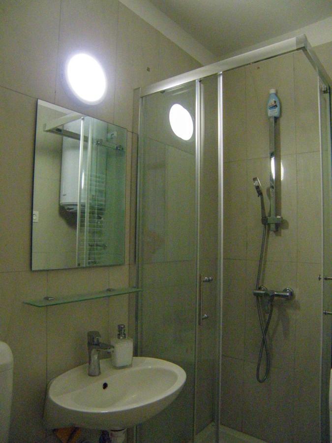 Lada Apartmani Novalja Exteriör bild